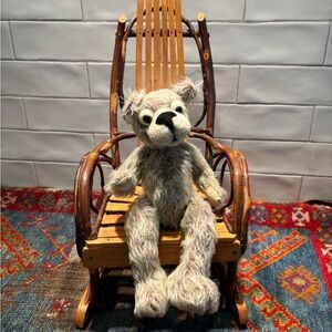 VTG HANDCRAFTED MOHAIR ARTICULATED TOY BEAR SCULPTED FELT FACE GLASS EYES 12"